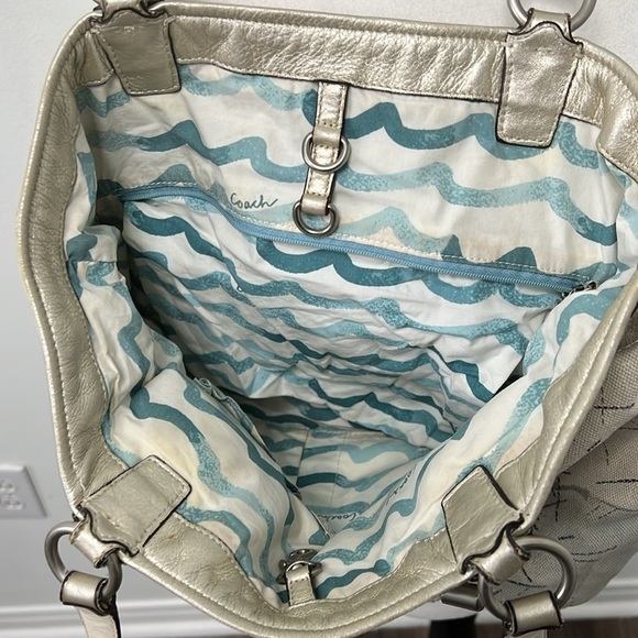 COACH | Authentic Coach Seahorse Tote Bag - Picture 3 of 5
